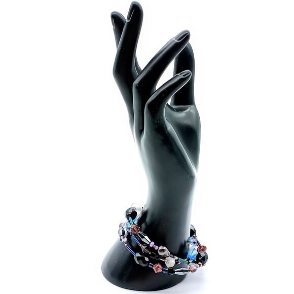 Chic Memory Wire Bracelet, Freshwater Pearl Art Glass and Faceted Crystal Beads - Picture 2 of 5